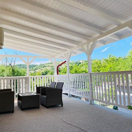 Casa Alex Si Daiana Appartement Orşova Buitenkant foto