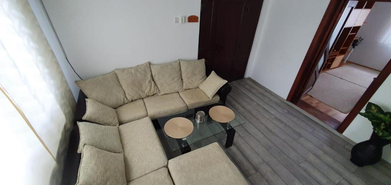 Casa Alex Si Daiana Appartement Orşova Buitenkant foto